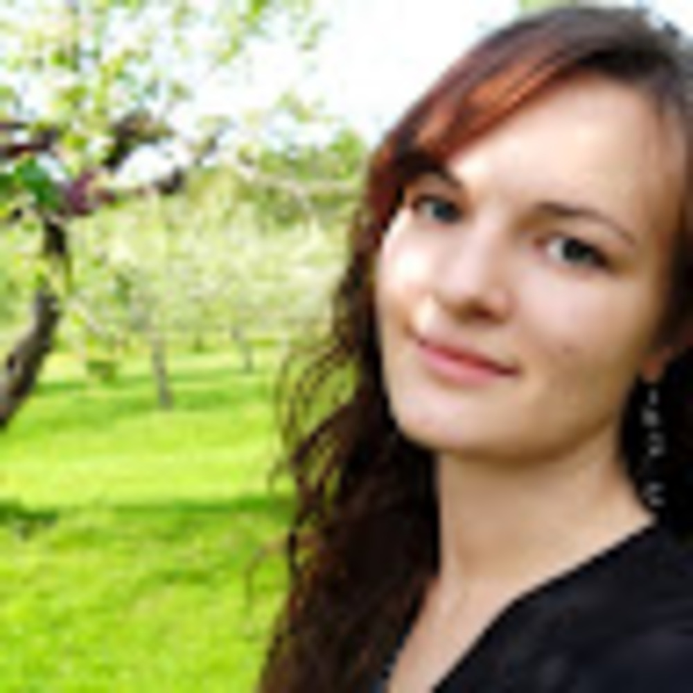 Meet your Posher, Christina